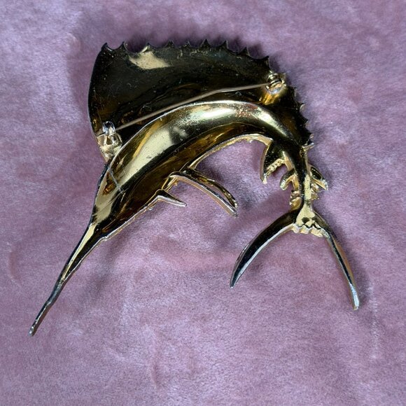 Vintage 1940s Enameled Swordfish Rhinestone Brooch – Gold Tone - Picture 5 of 8